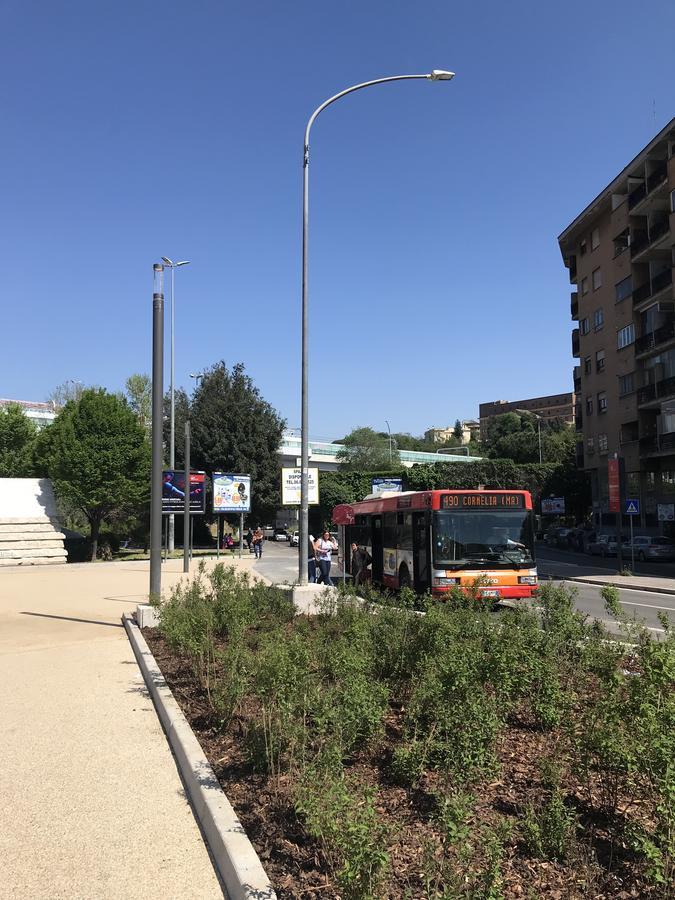 Le Finestre Sul Vaticano Rome Bagian luar foto